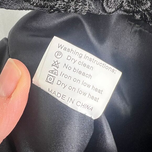 Black Vneck Embroidered Floral Tulle Fit &‎ Flare Formal Homecoming Dress Sz SM - Picture 10 of 11